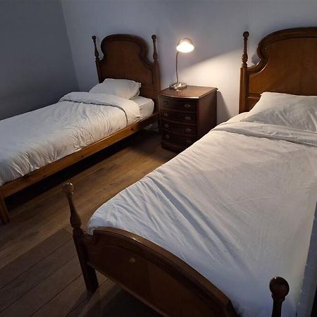セゴビア Casa Bajo El Acueducto Con Plaza De Garajeヴィラ エクステリア 写真