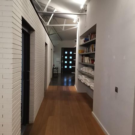 セゴビア Casa Bajo El Acueducto Con Plaza De Garajeヴィラ エクステリア 写真